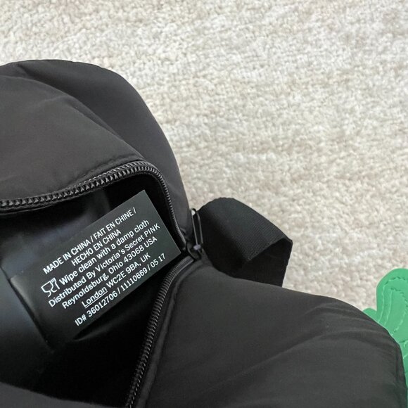 PINK Victoria’s Secret Pineapple Cooler Purse Bag - Picture 11 of 11